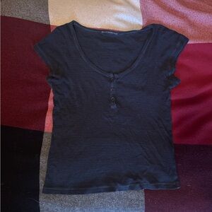 Brandy Melville baby tee